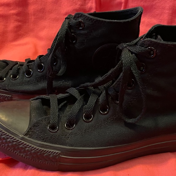 Converse Chuck 70 High Top all-black sneaker - Picture 3 of 6
